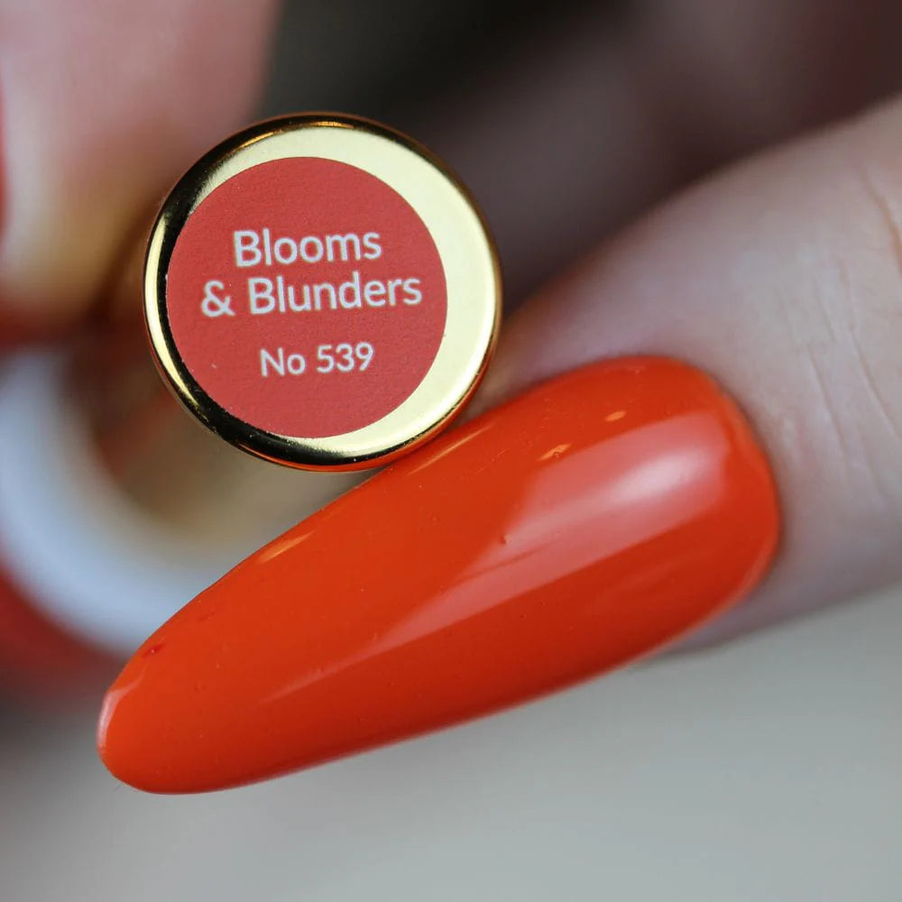 Esmalte semipermanente Blooms & Blunders nº539-6ml