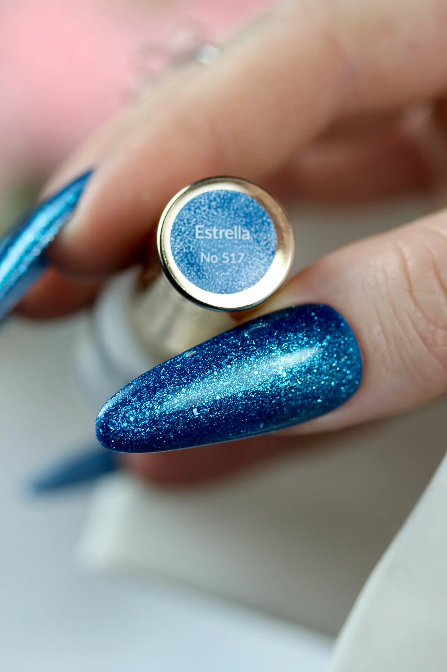 Esmalte semipermanente Estrella Nº517-6ml