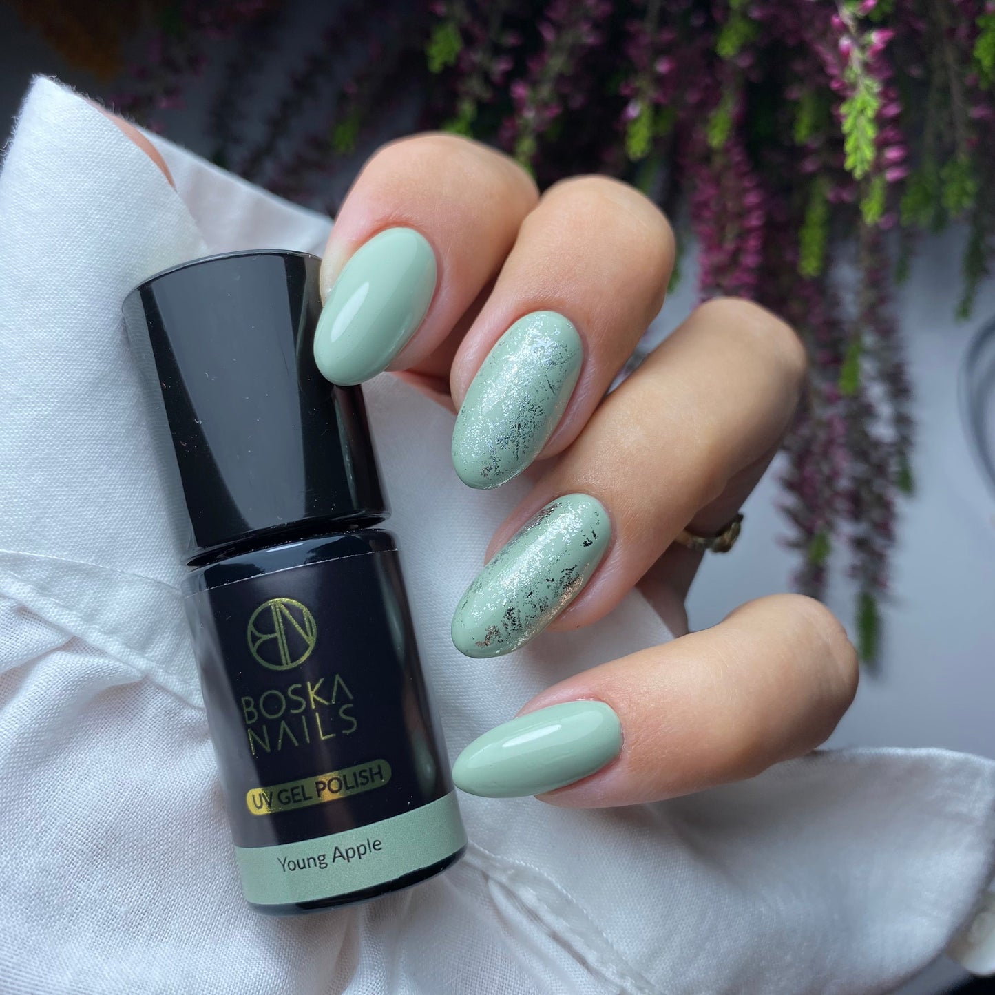 Esmalte Semipermanente Young Apple Nº324 - 6ml