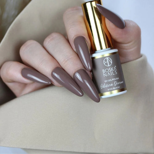 Esmalte semipermanente Boss Bloom Nº546-6ml