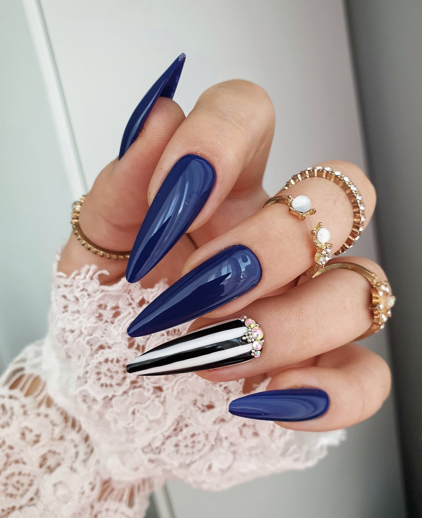 Esmalte Semipermanente Blue Policewoman Nº355 - 6ml