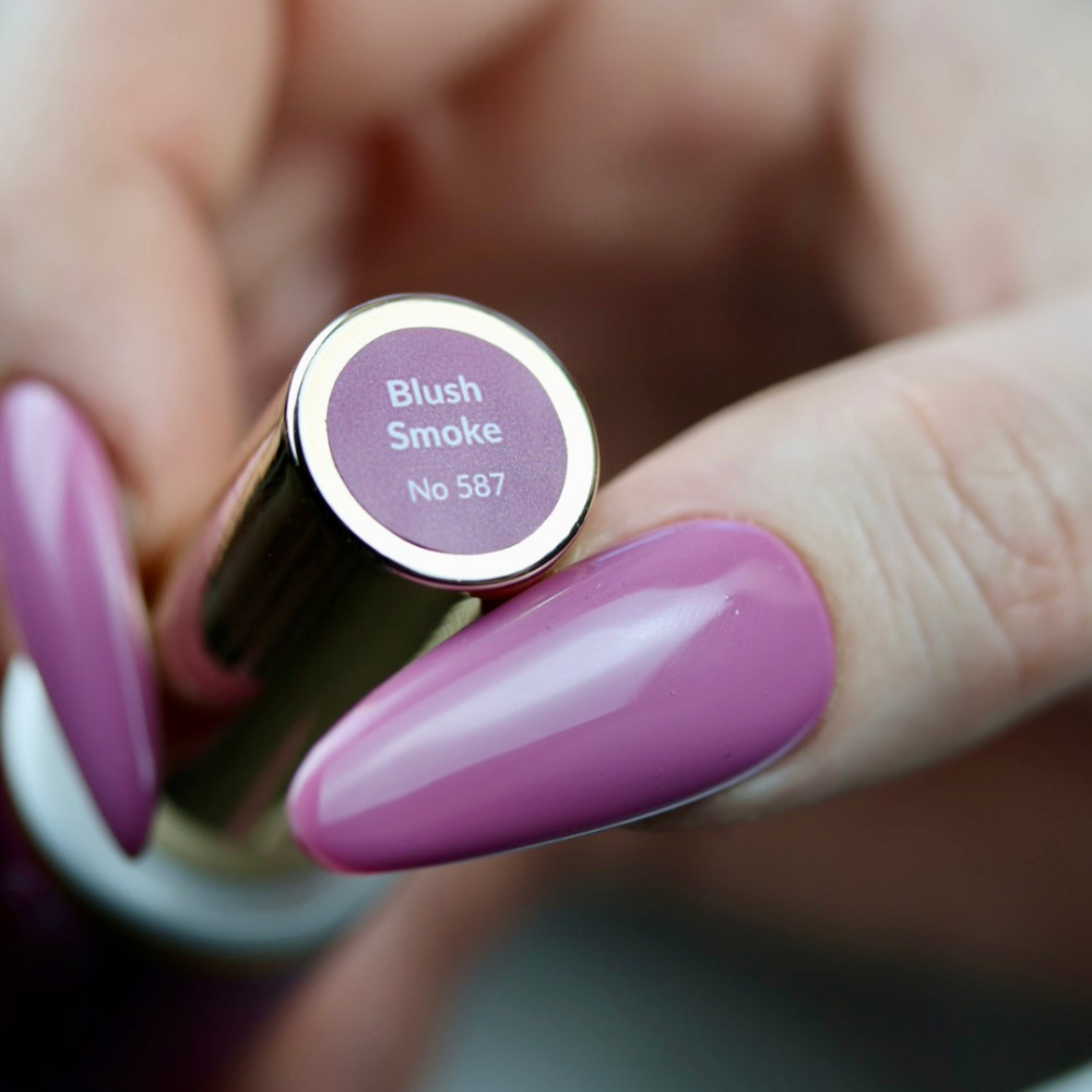 Esmalte Semipermanente Blush Smoke nº587 6ml