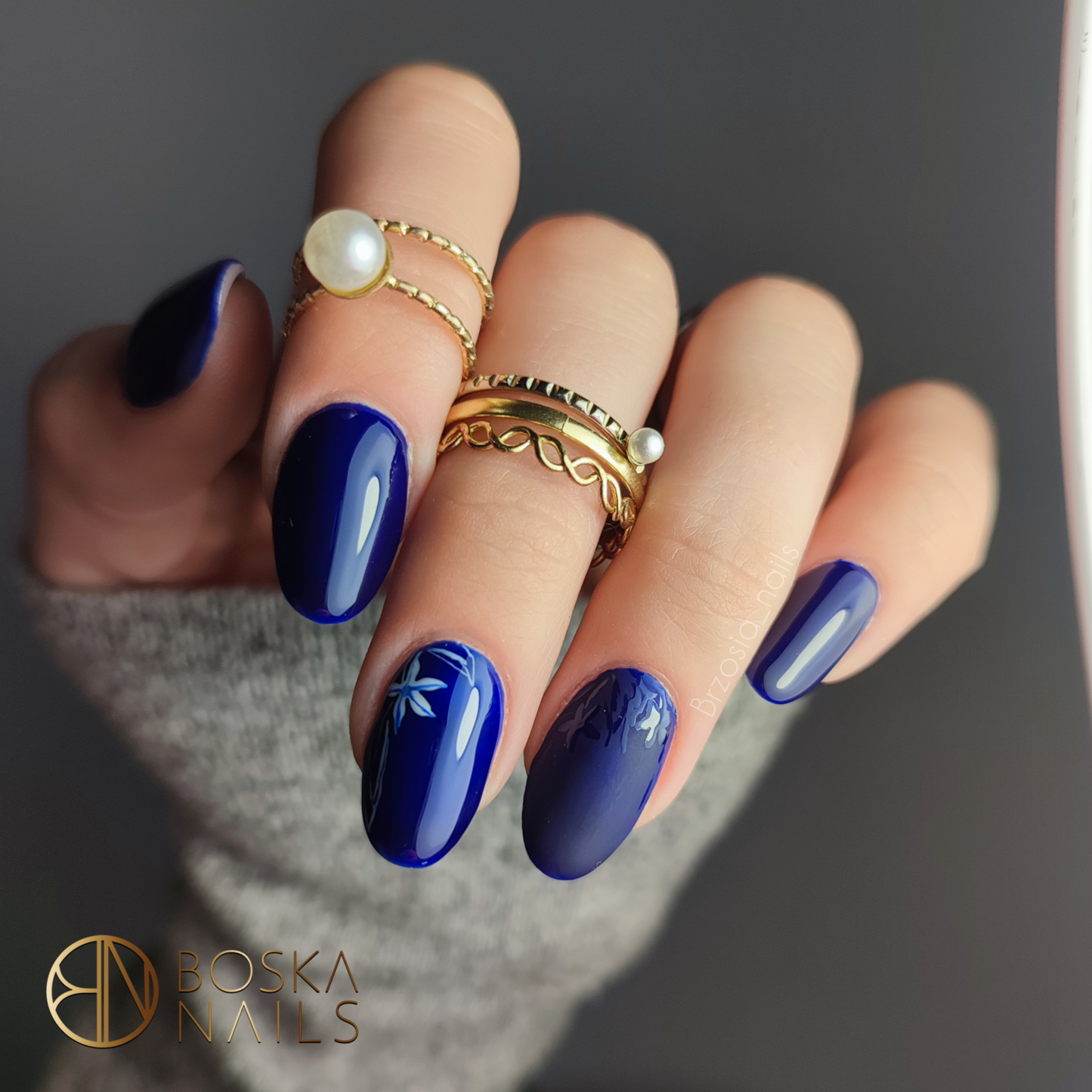 Esmalte Semipermanente Dark Blue Nº305 - 6ml