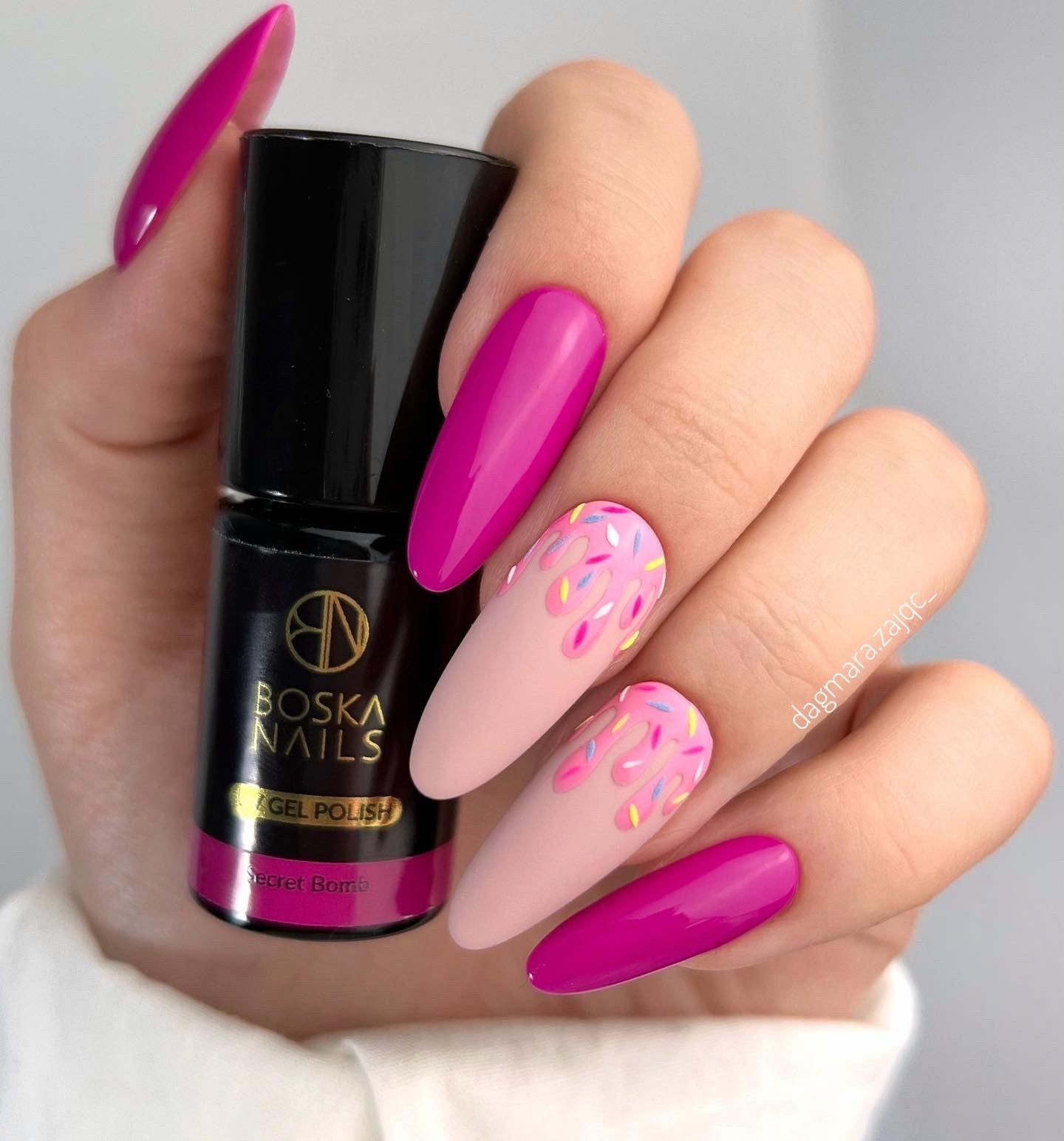 Esmalte Semipermanente Secret Bomb Nº350 - 6ml