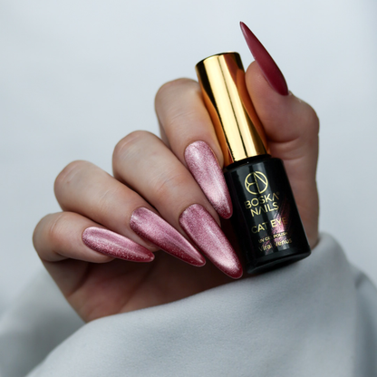Esmalte Semipermanente Cat Eye Viral Venus nº495 6ml