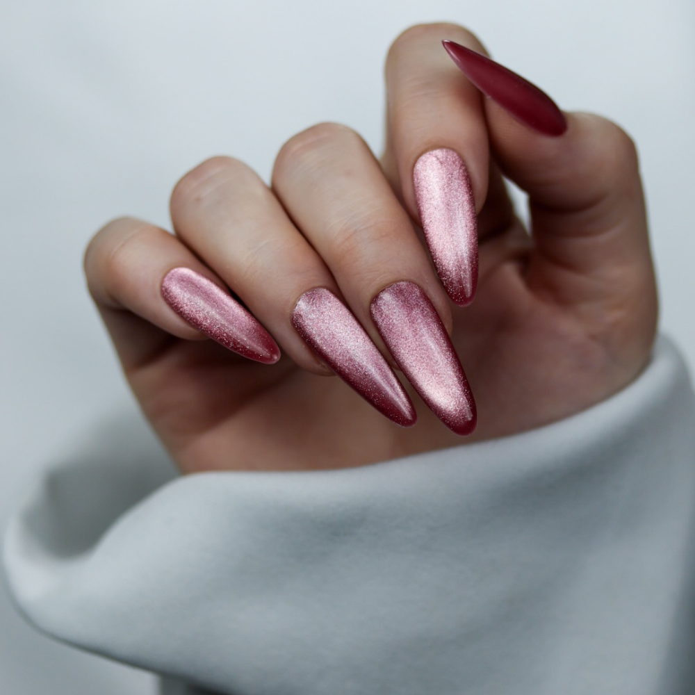 Esmalte Semipermanente Cat Eye Viral Venus nº495 6ml